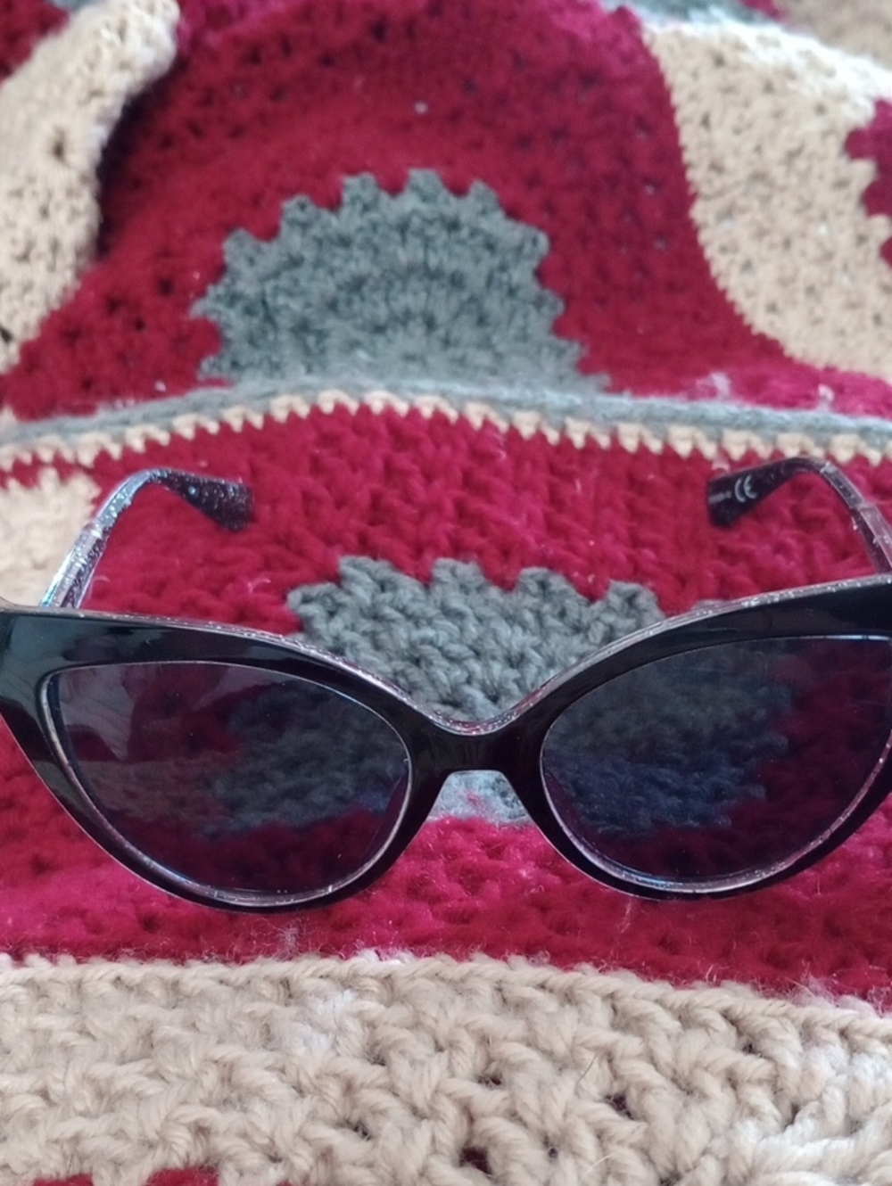 LUV BETSEY BETSEY JOHNSON Black Cat-Eye Sunglasses with Dark Lenses